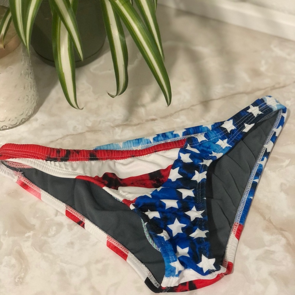 Rare Americana Bottoms